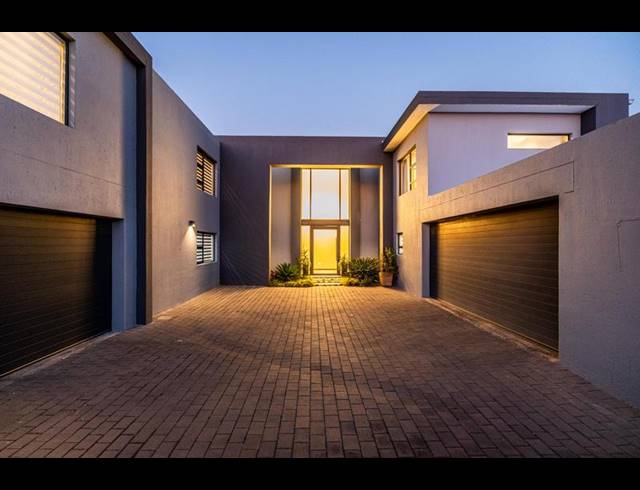 5 BEDROOM HOUSE FOR SALE IN MIDSTREAM RIDGE